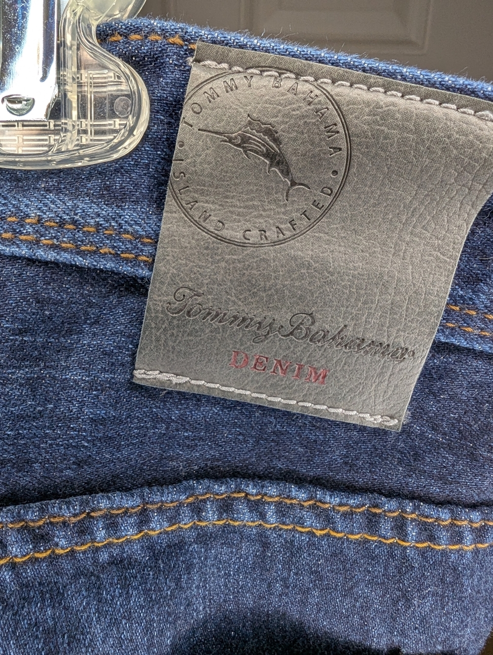 Tommy Bahama Cayman Island Relaxed Fit Jeans Men's 38x32 Dark Wash Button & Zip - Picture 4 of 11